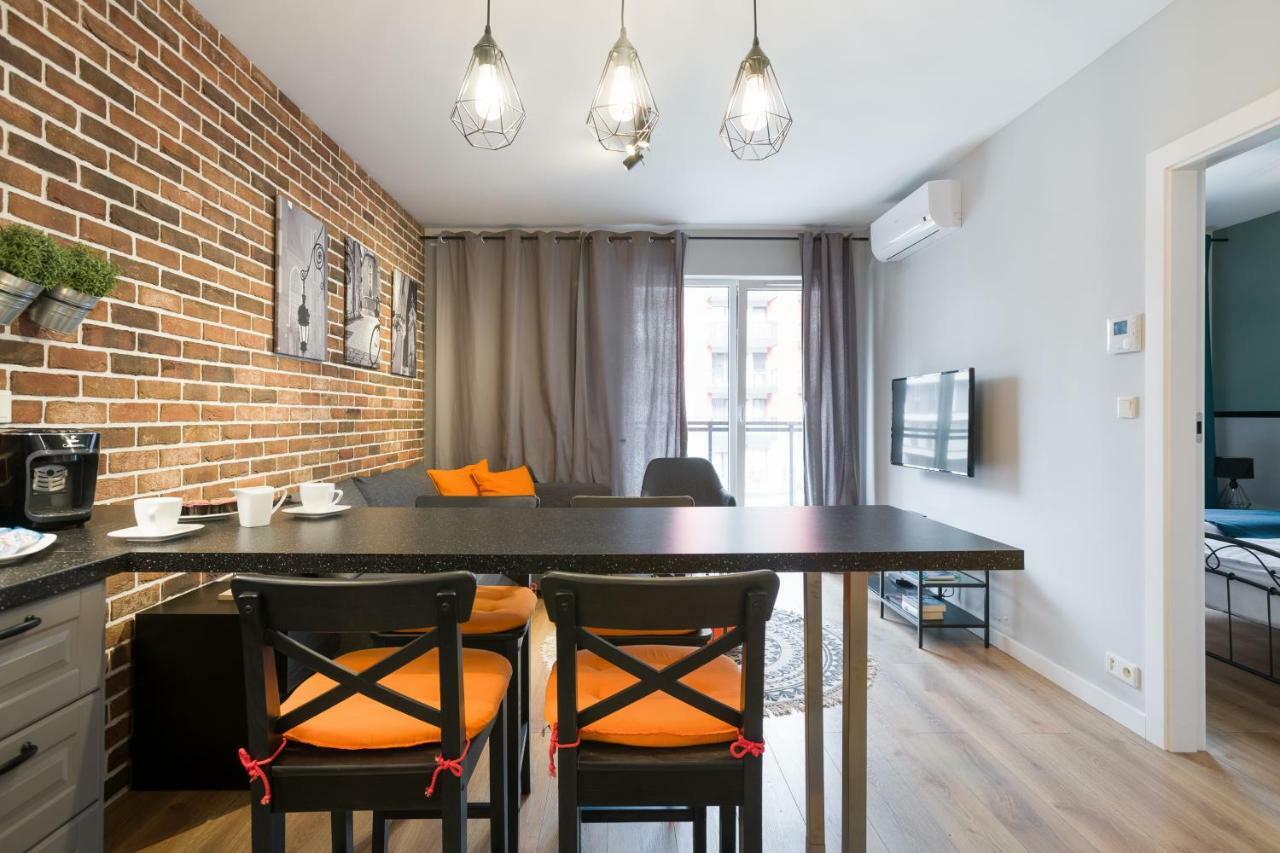 Orange, Modern Apartment In The City Centre Cracóvia Exterior foto